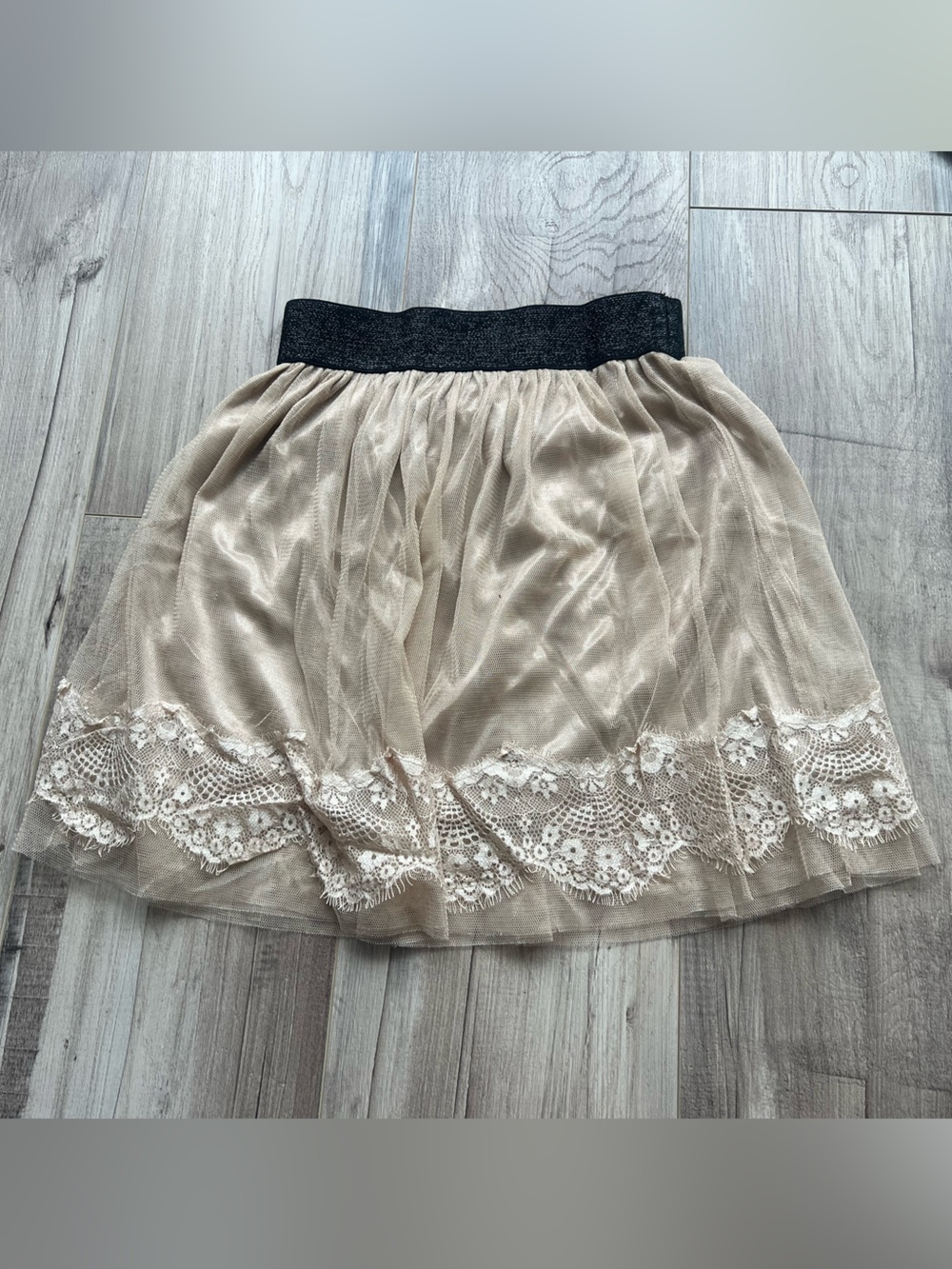 Forever 21 Muted Gold Lace-Trim Tulle Skirt with Black Sparkly Elastic Waistband